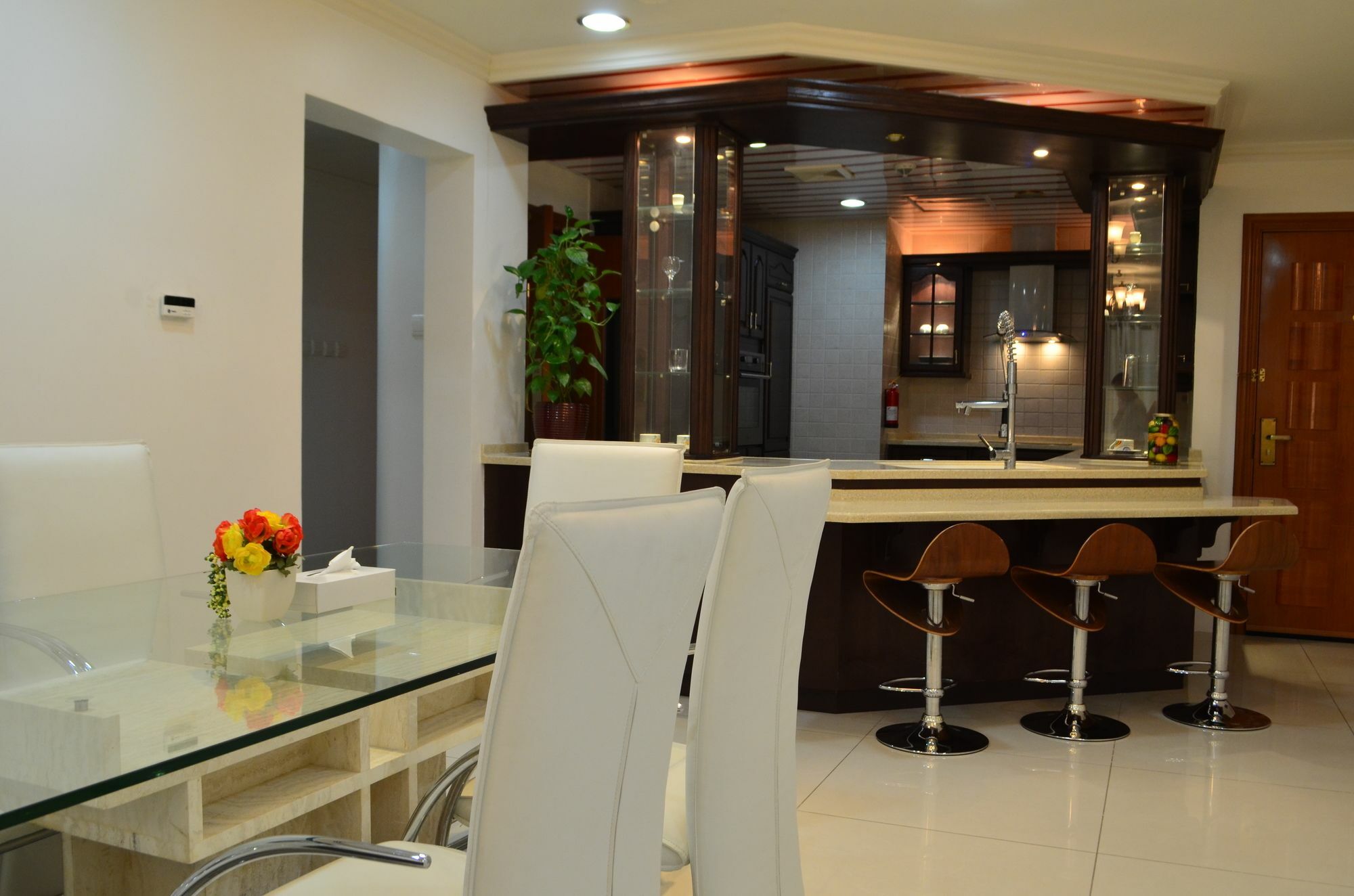 Kiev Tower Luxury Apartments Bahrain Exterior foto